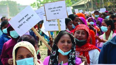 लघुवित्त बचाऔँ भन्दै लाखौँ महिलाहरू शान्तिपूर्ण -यालीमा